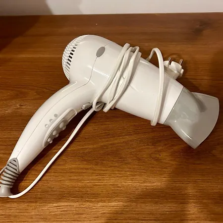 Chic Elena 아파트