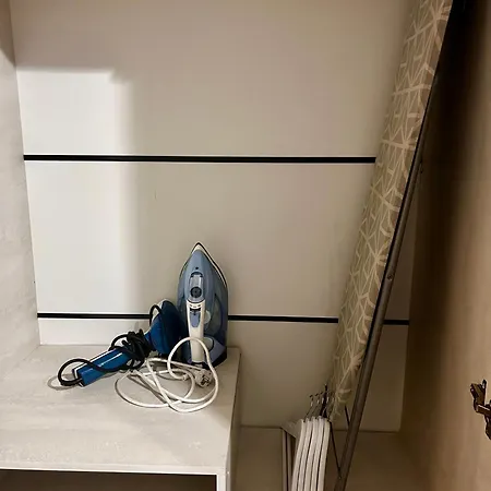 Chic Elena Năvodari