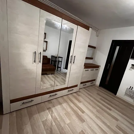 Chic Elena Apartment